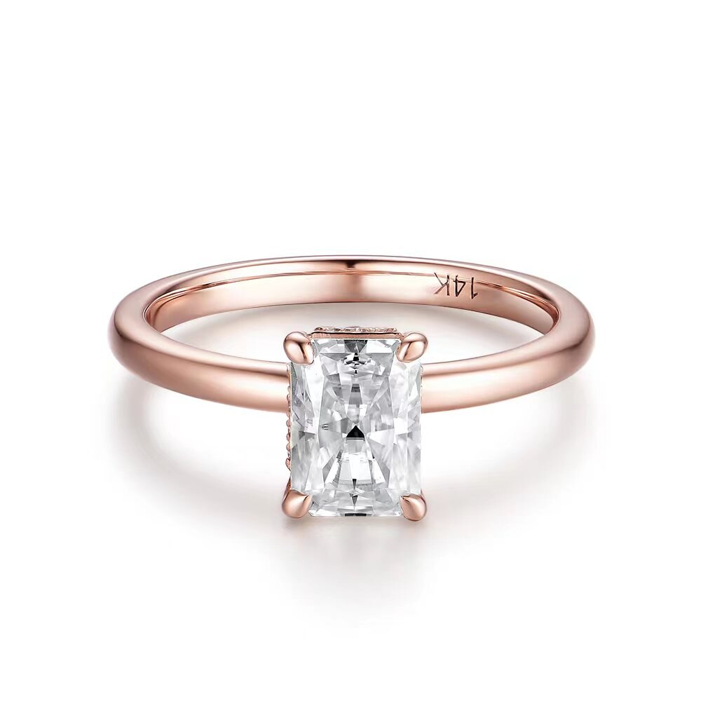 Noelle Moissanite Ring