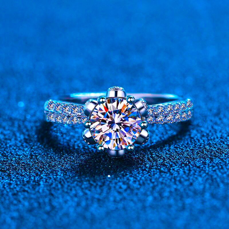 Queen Victoria Moissanite Ring