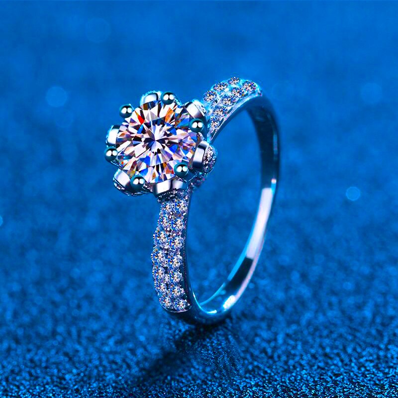 Queen Victoria Moissanite Ring