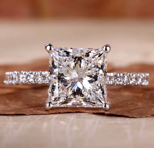 Brielle- Moissanite Ring
