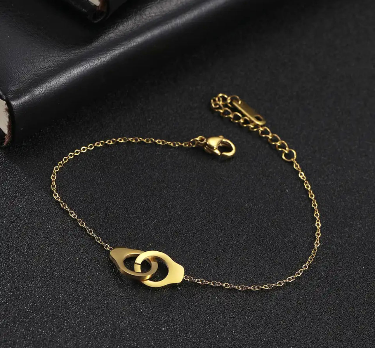 Cuff It Bracelet