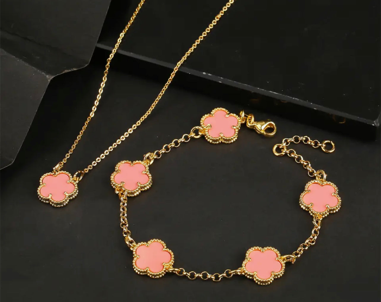 Billie Irish - Necklace only