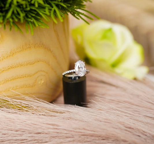 Lorena Moissanite Ring