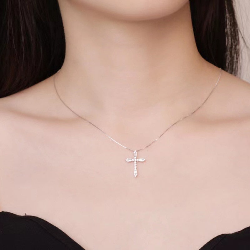 He Rose - Necklace