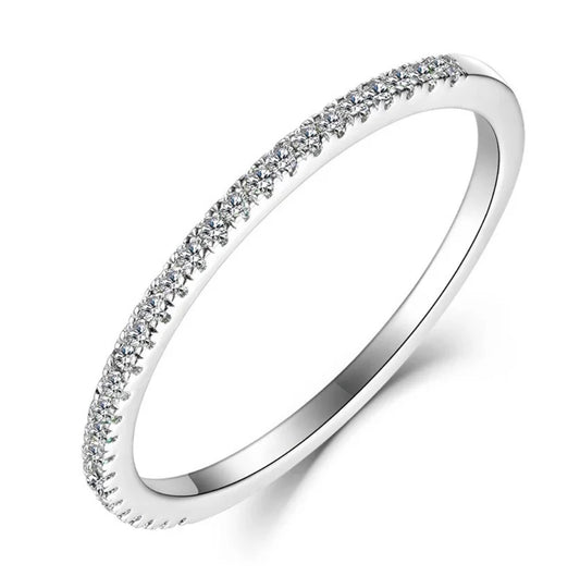Harper Moissanite Band